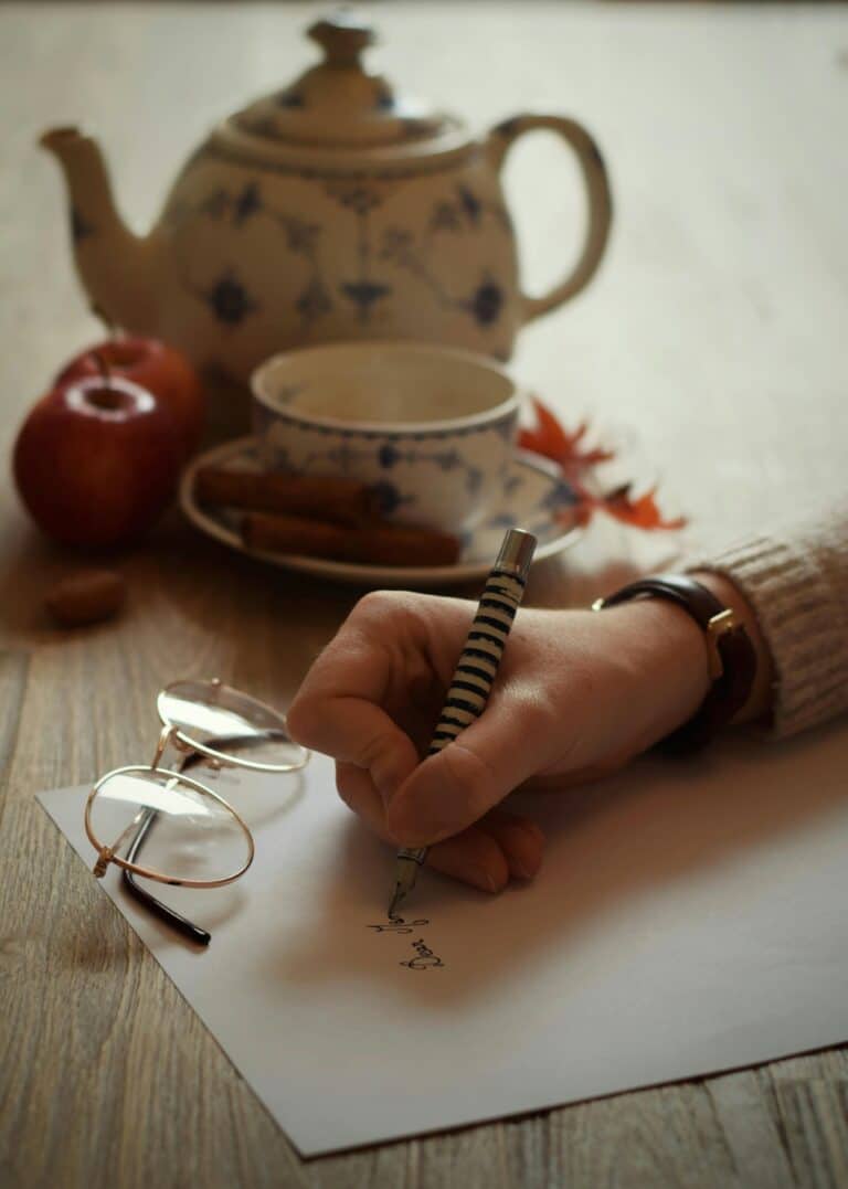 Letter writing - asynchronous communication for the neurodivergent mind